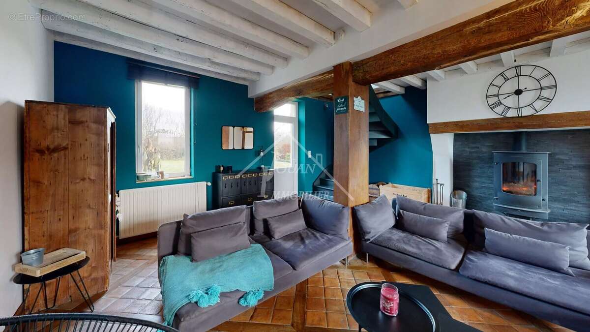 Maison à DOMPIERRE-SUR-BESBRE