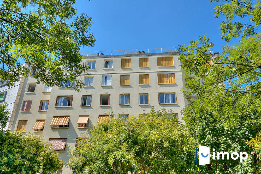 Appartement à ISSY-LES-MOULINEAUX