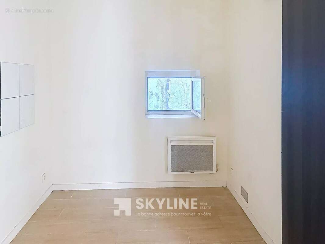 Appartement à MARSEILLE-7E