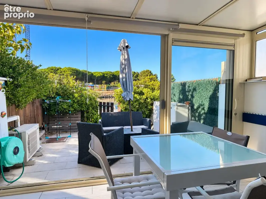 CAP D'AGDE  MARINA avec terrasse, Parking et poste d'Amarage. - photo 10