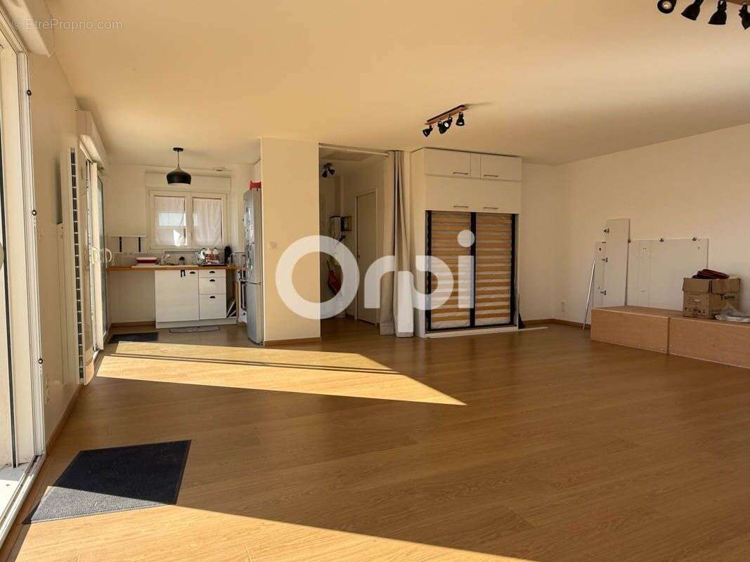 Maison à SAINT-ROGATIEN