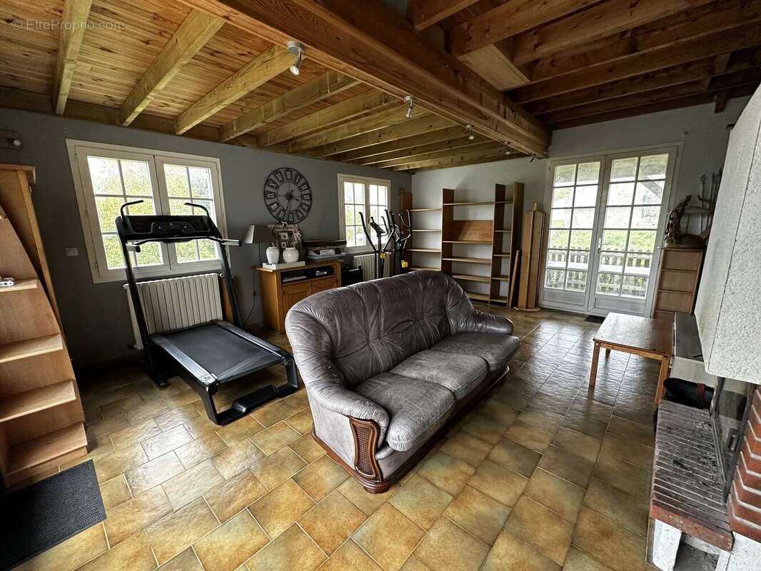 Maison à MARCILLY-SUR-MAULNE