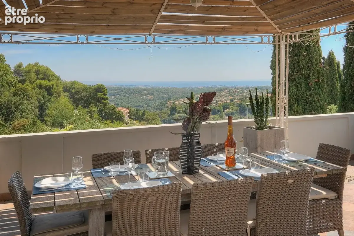 Vence - villa de charme vue mer - 5 chambres - photo 6