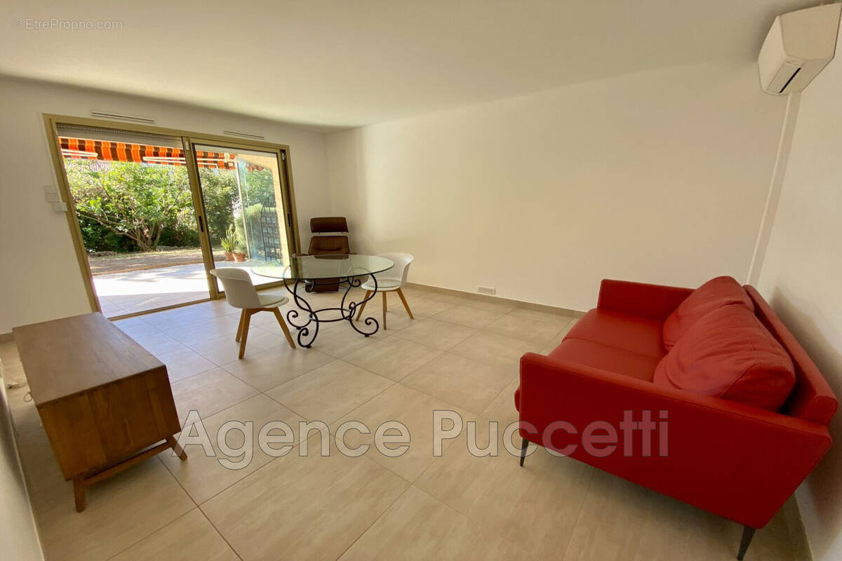 Appartement à VENCE