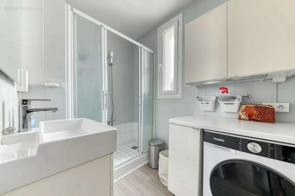 Appartement à LYON-7E