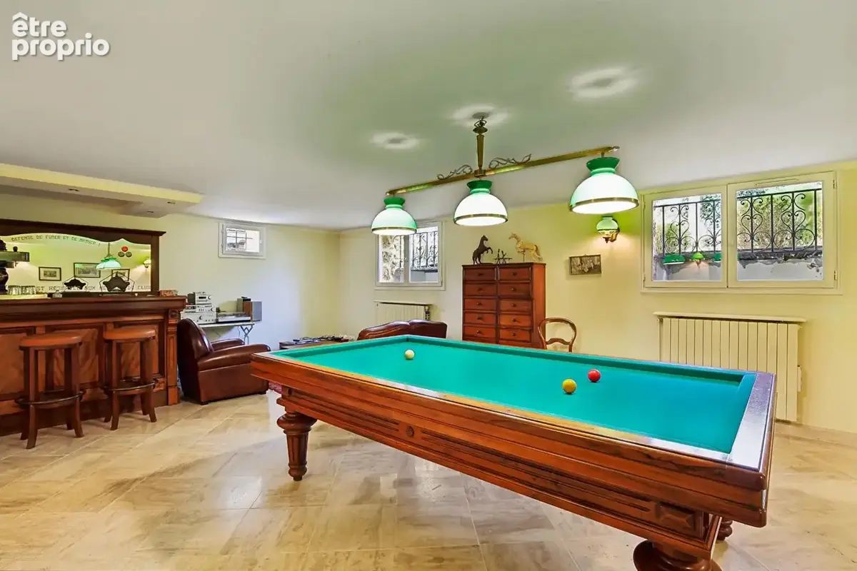 Le vesinet sud - magnifique propriete de 308 m² -  6 chambres - terrain 1541 m²  - piscine - dependance amenagee 18 m² - - photo 16