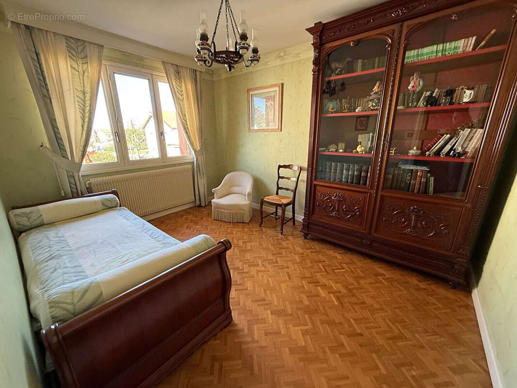 Maison 5 pièce(s) 98 m² Riorges - photo 10