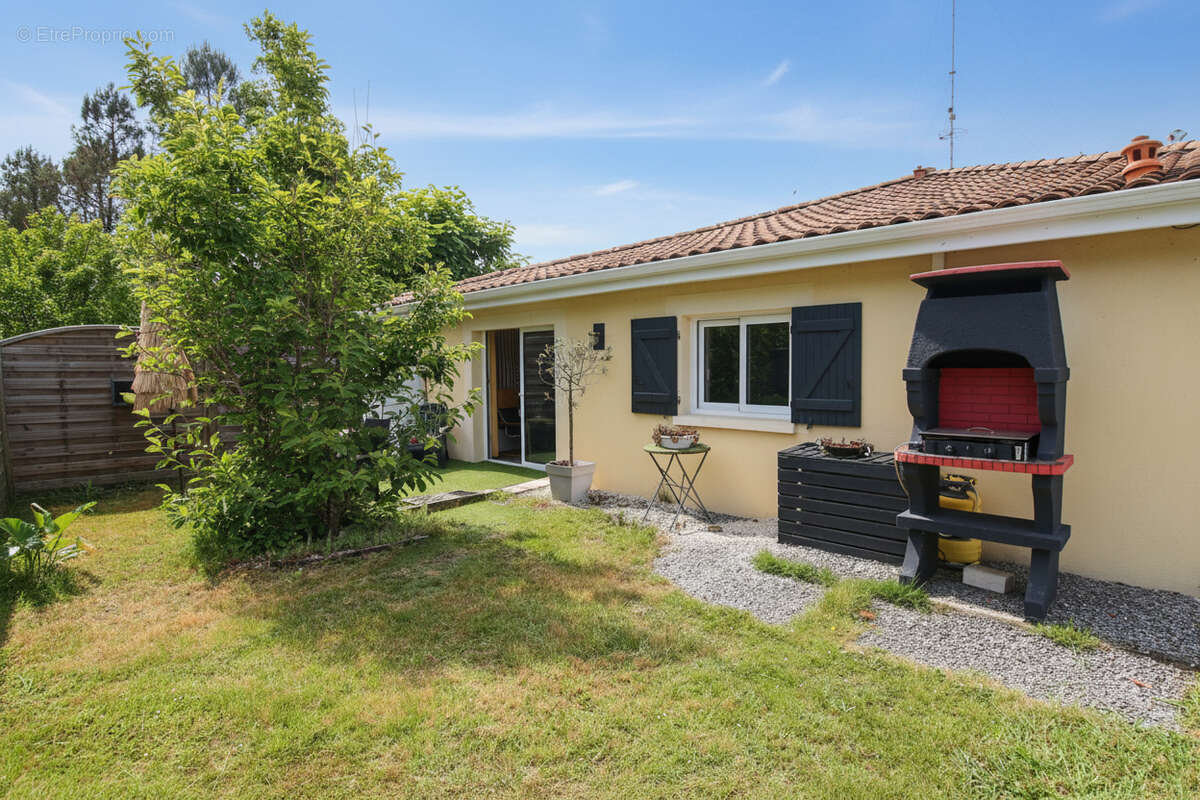Maison à MIOS