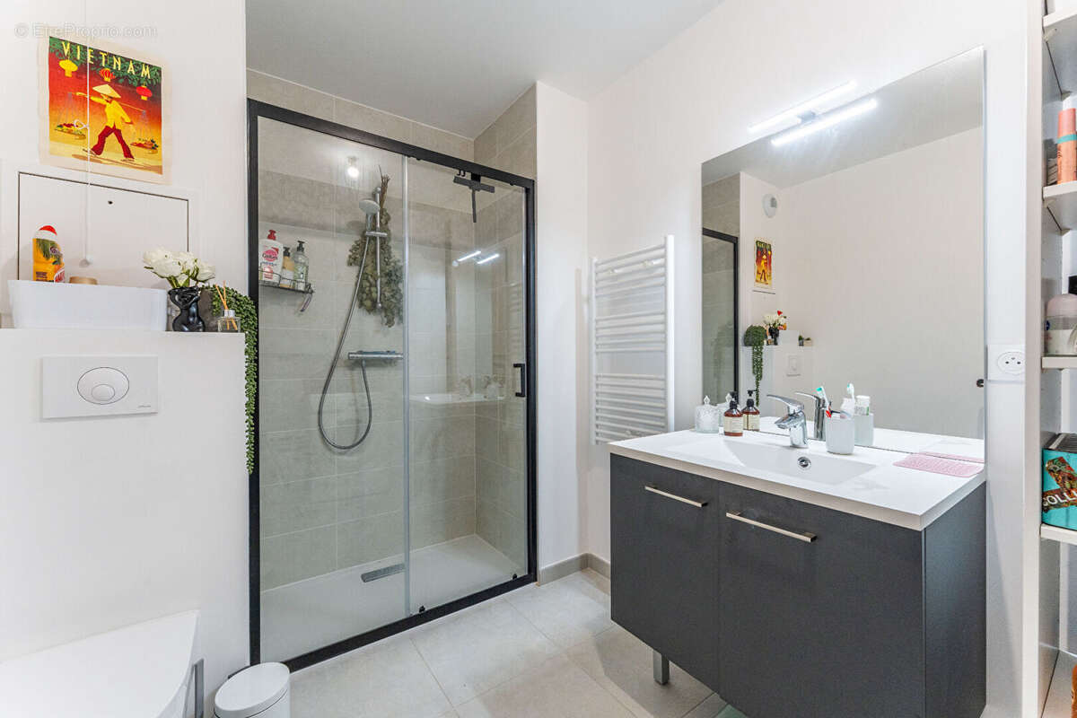 Appartement à LE PLESSIS-ROBINSON