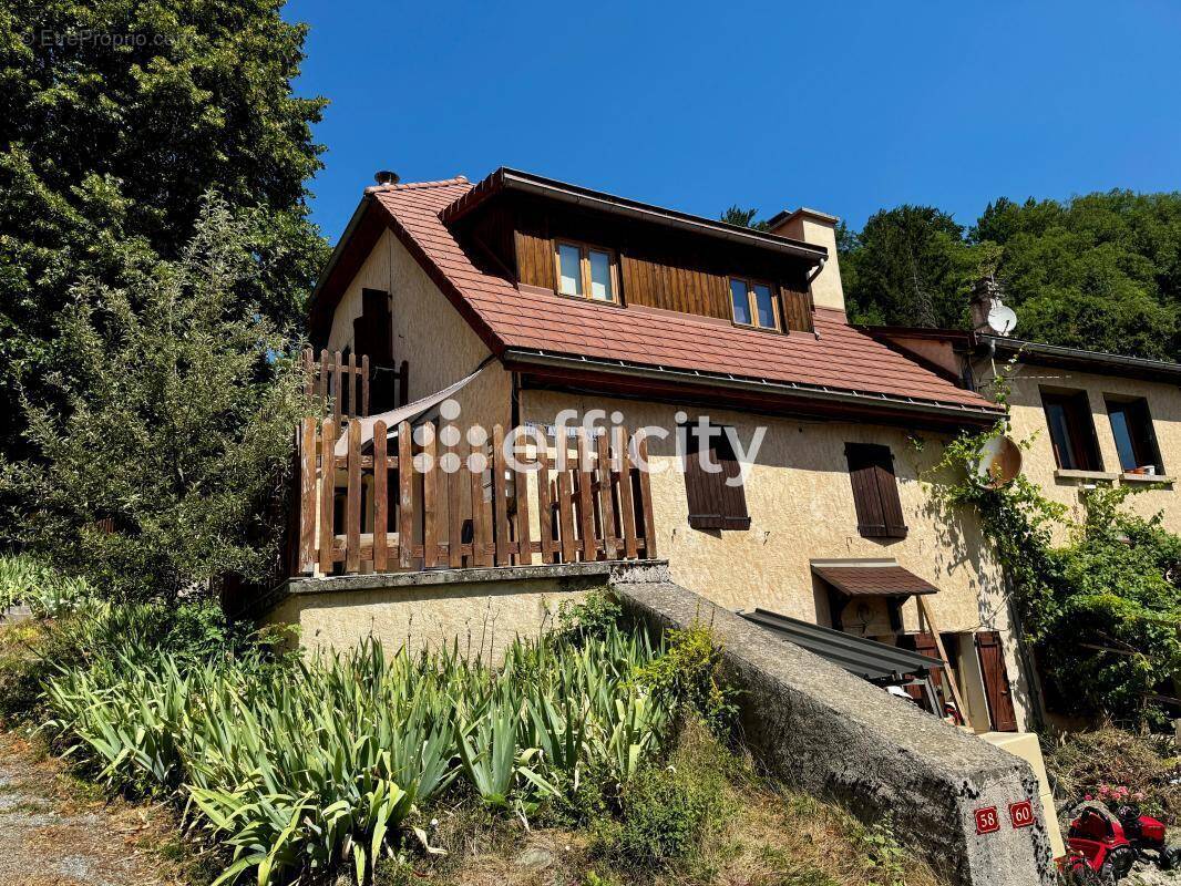 Appartement à SAINT-FIRMIN