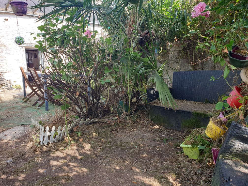 Brennilis  maison en pierres 32 m² - photo 11