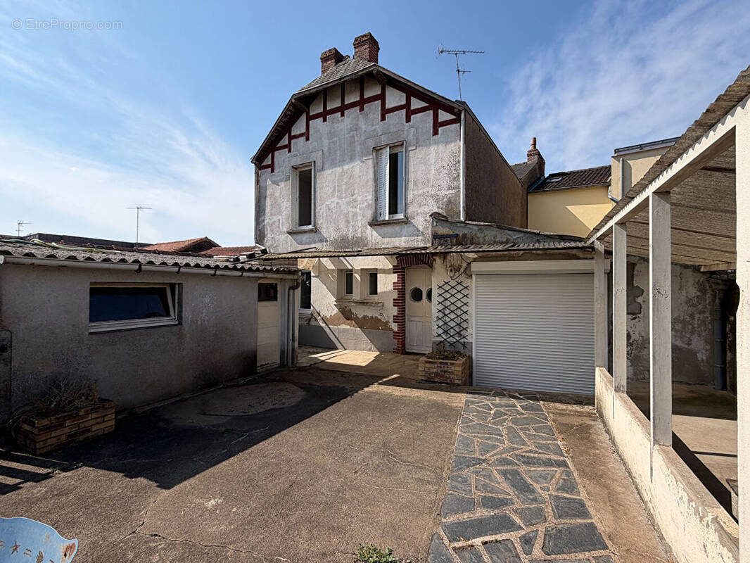 Maison à BEAUPREAU