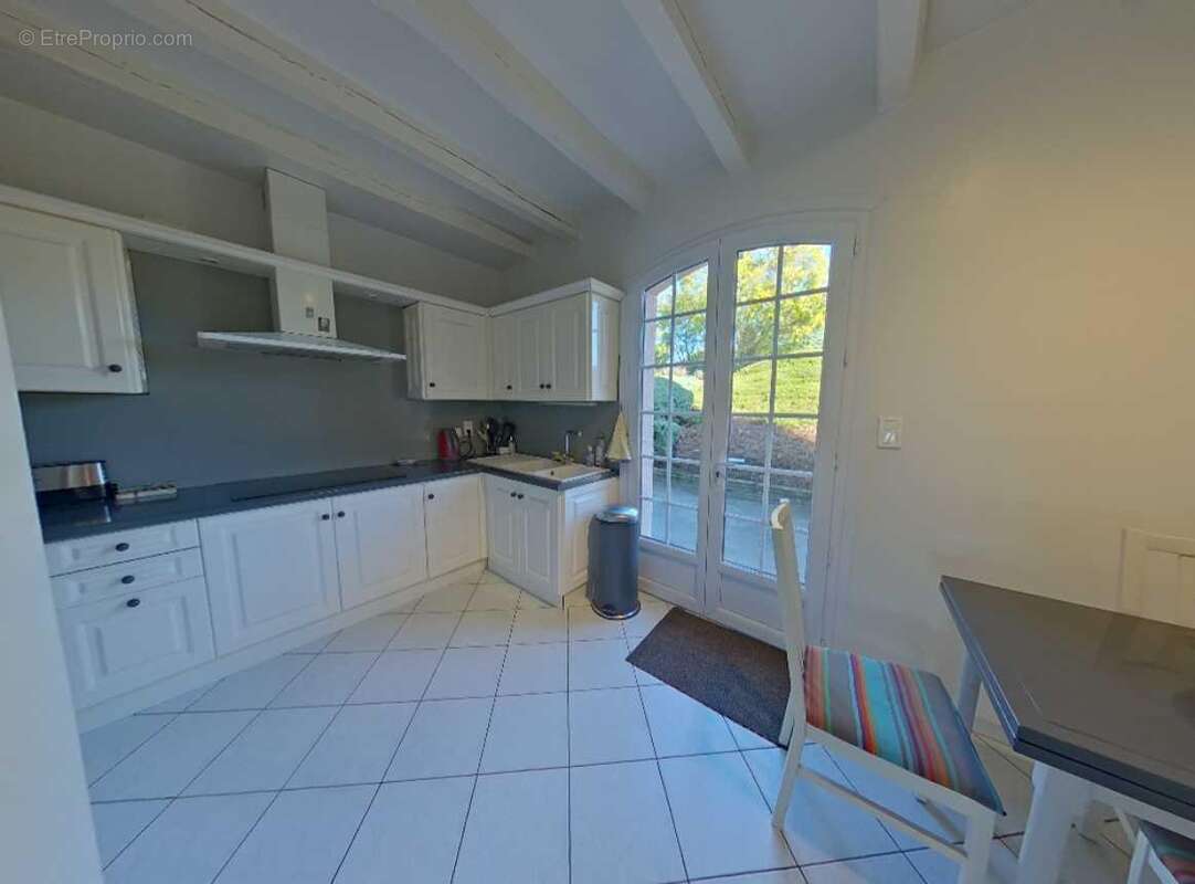   - Maison à MONTASTRUC-LA-CONSEILLERE