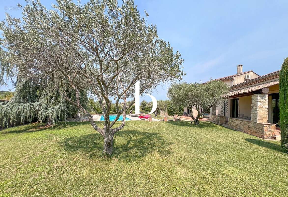 Maison 180 m² à Sabran  - photo 38