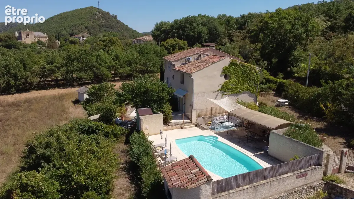 Maison ancienne rénovée avec piscine, chambres d'hôtes, et 1288m2 de parcelle - photo 2