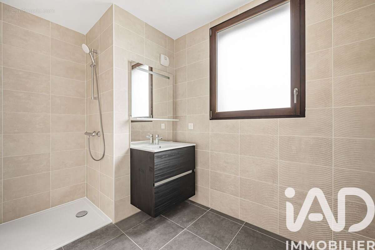 Photo 8 - Appartement à VILLEJUIF