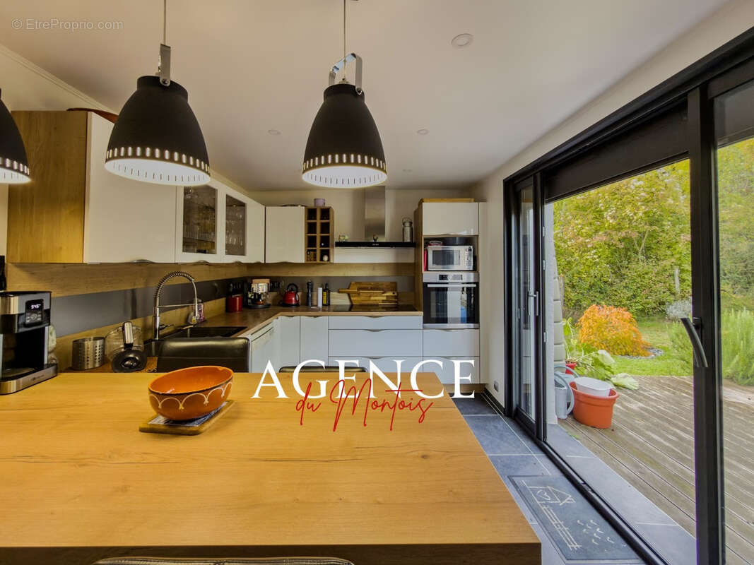 Maison à DONNEMARIE-DONTILLY