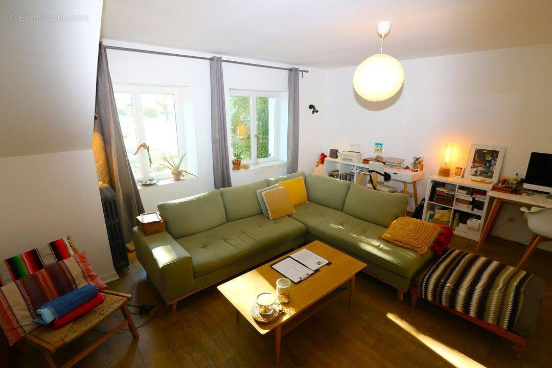 gite chambres d&#039;hôtes proprièté 5 chambres grand terrain - Maison à CASTELJALOUX