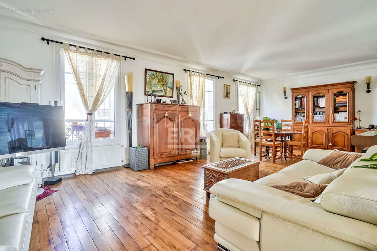 Appartement à ISSY-LES-MOULINEAUX