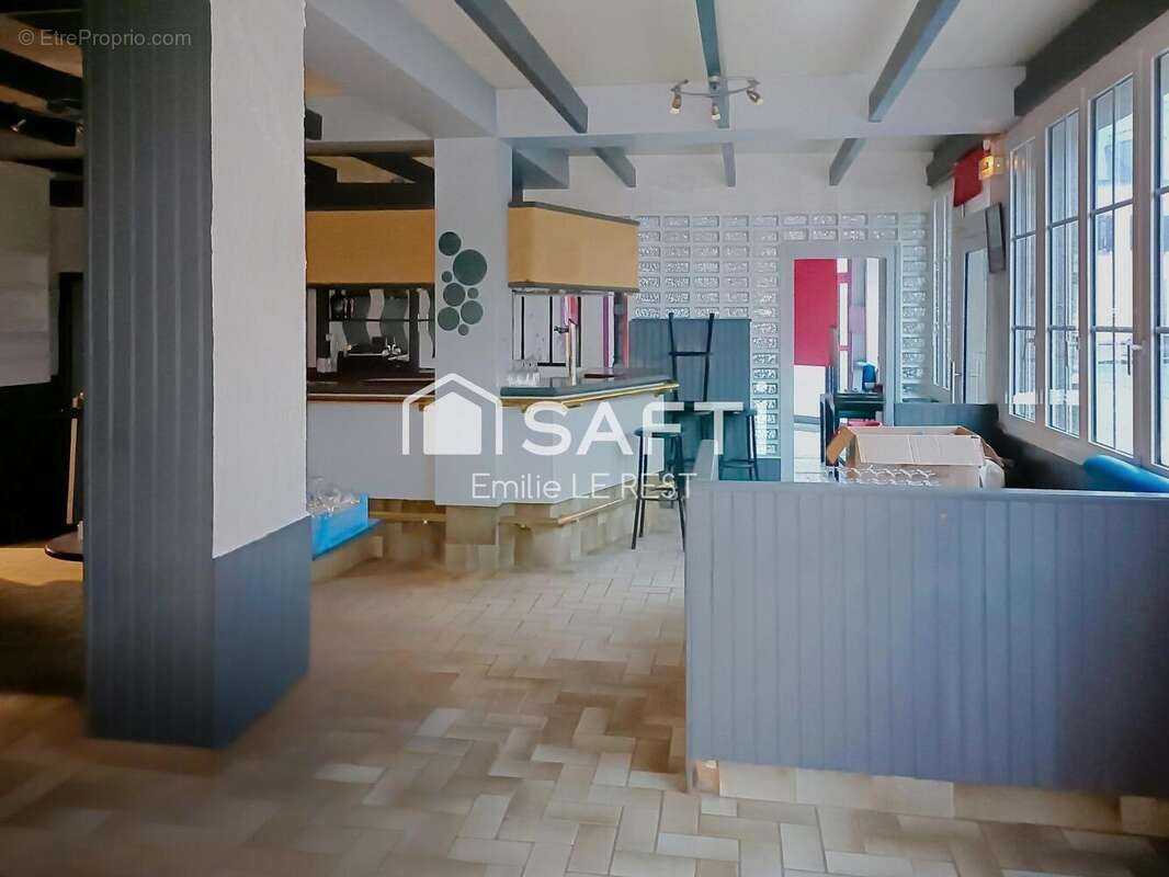 Photo 5 - Commerce à PLOMODIERN