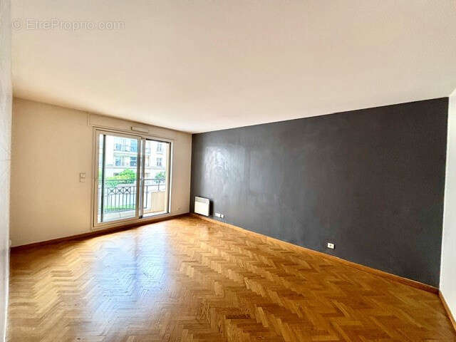 Appartement à ISSY-LES-MOULINEAUX