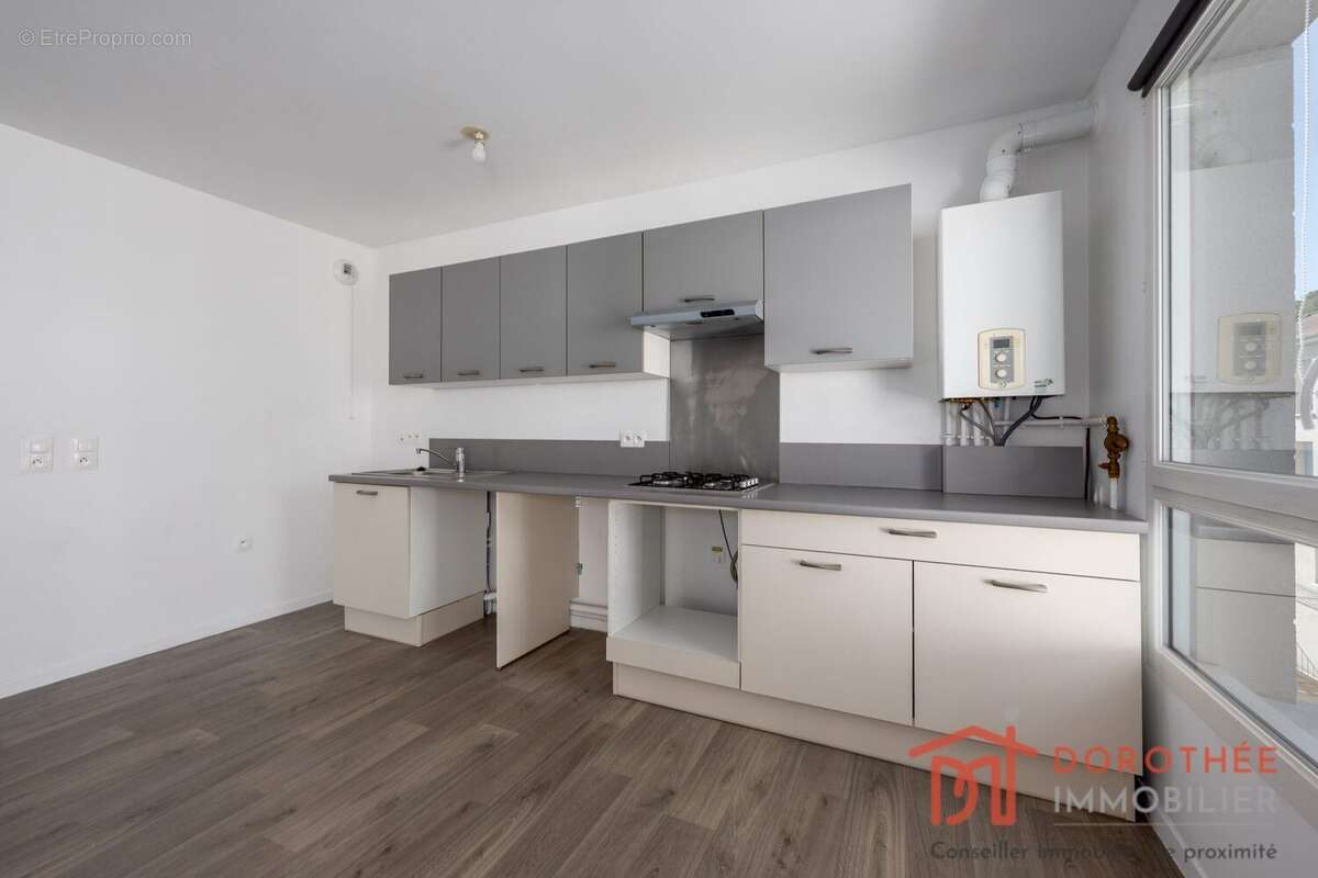 Appartement 59 m² à Santeny  - photo 5