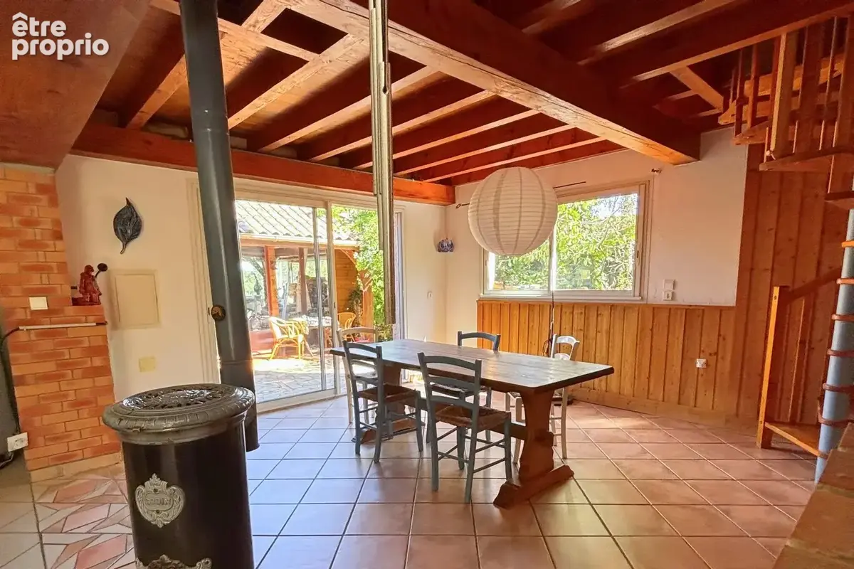 Maison T4 avec garage et atelier - photo 4