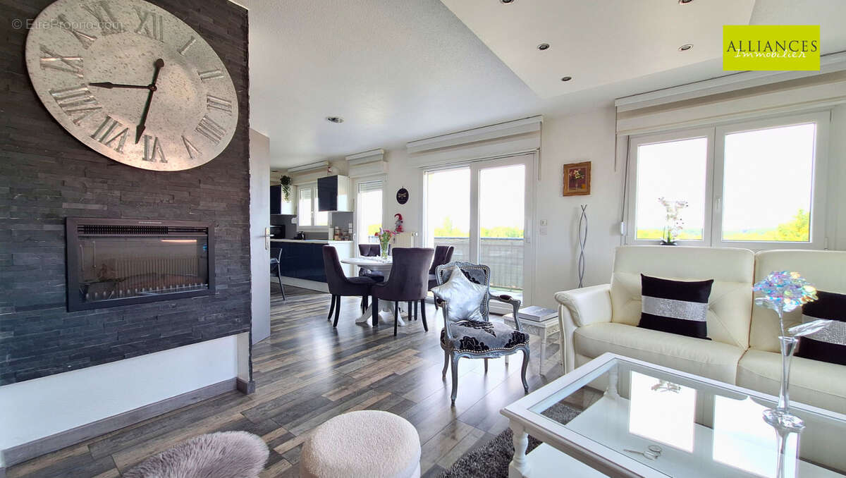 Appartement à BAVILLIERS