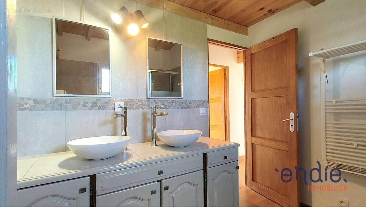 Maison à CARDEILHAC