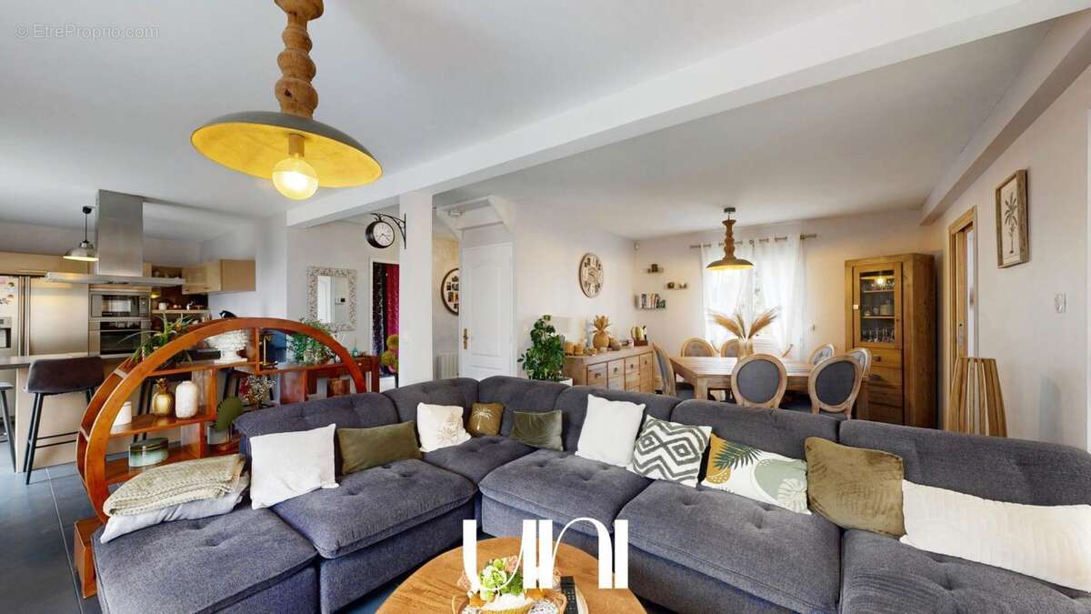 Maison à BLAINVILLE-SUR-ORNE