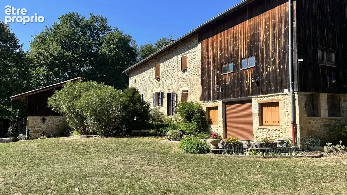 Campagne 200 m² grand terrain 8500 m² - photo 11