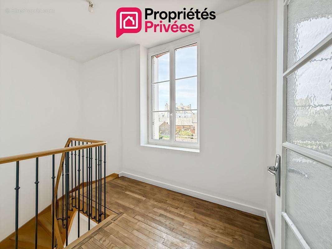 Chateaubriant - Maison  2 Appartements T3 - 6 pièce(s) 108 m2 - photo 10