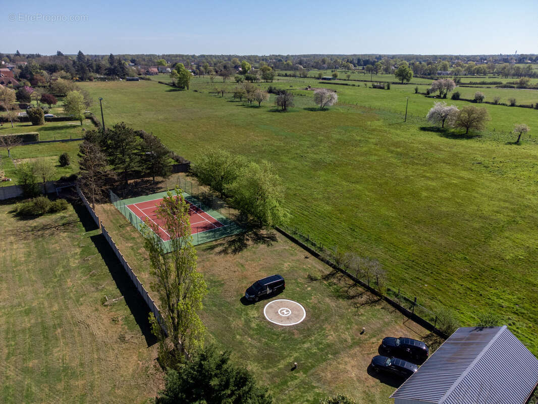 Propriété 5ha   4 maisons   piscine   tennis   idéal gîtes - photo 15