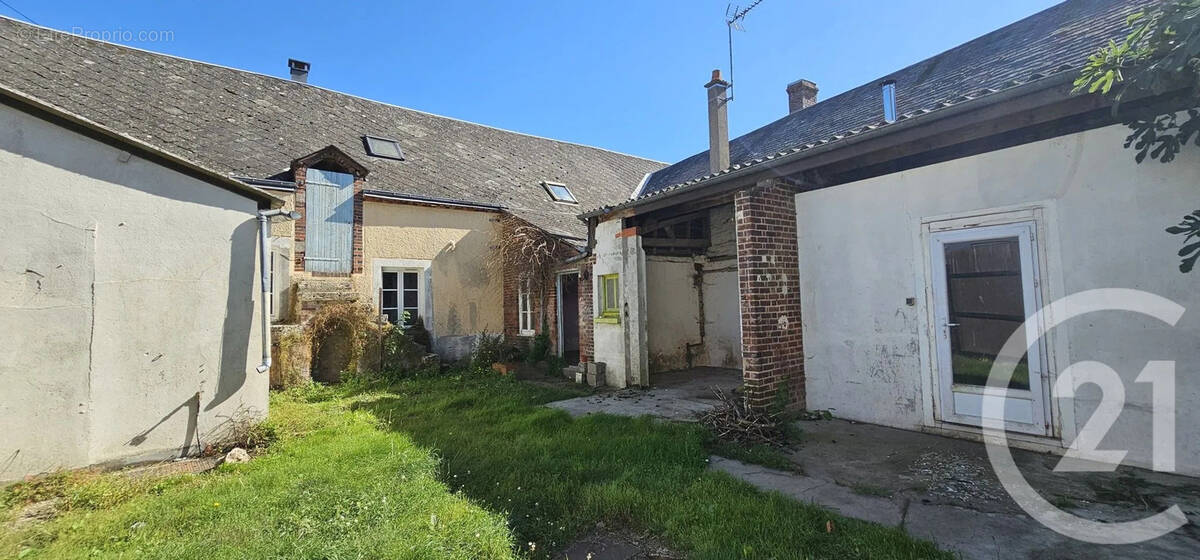 Maison à SANCHEVILLE