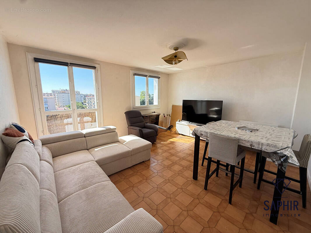 Appartement à COLOMIERS