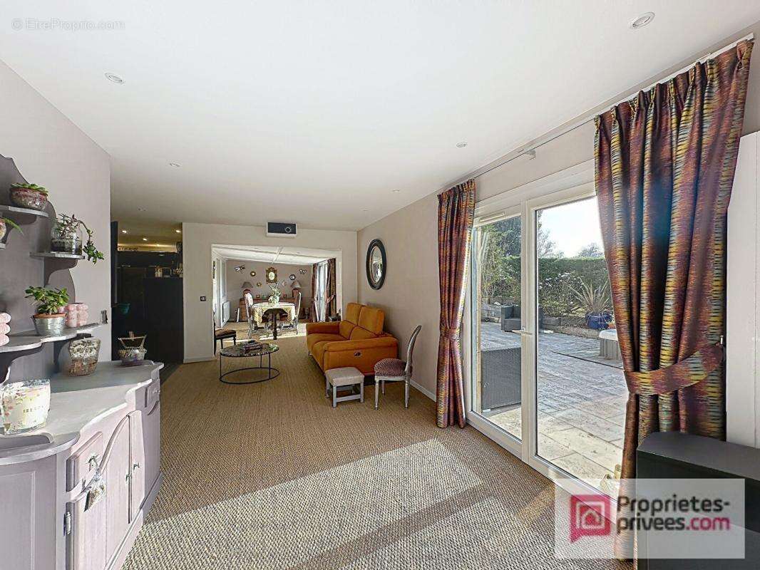 Maison de plain-pied rénovée avec suite parentale, spa de nage et vue sur les chevaux ? À 15 min de Deauville - photo 9