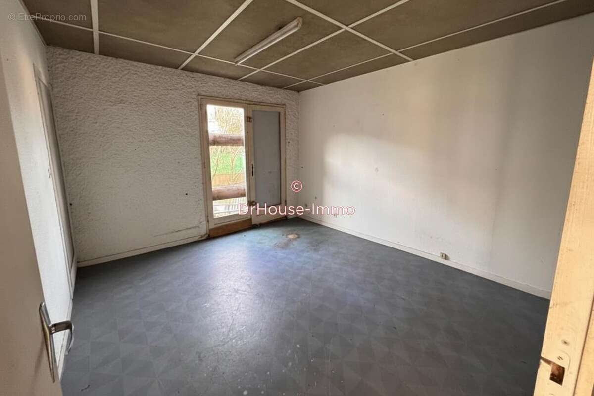 Commerce 270 m² à Dax  - photo 20