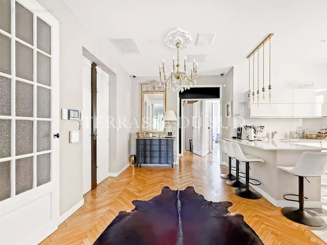 Appartement à MARSEILLE-8E