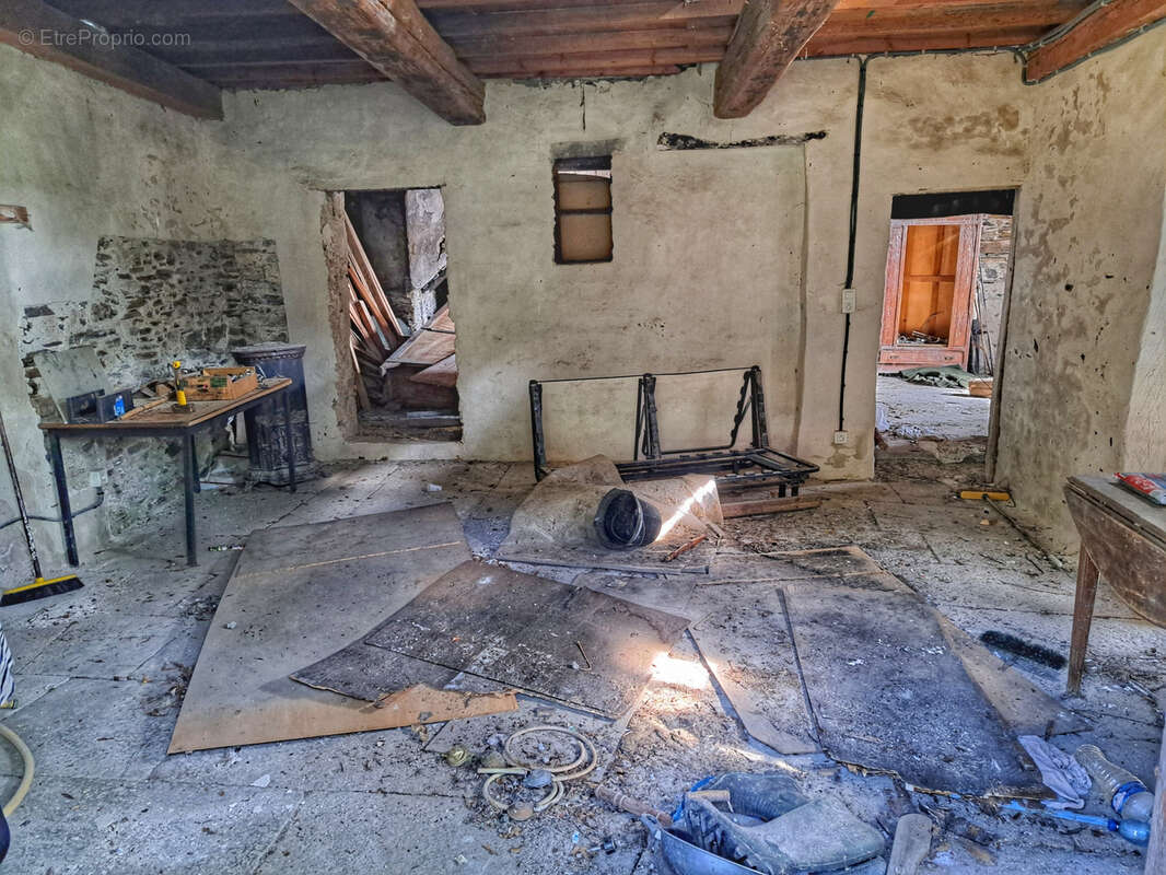 Maison à SAINT-MARTIAL