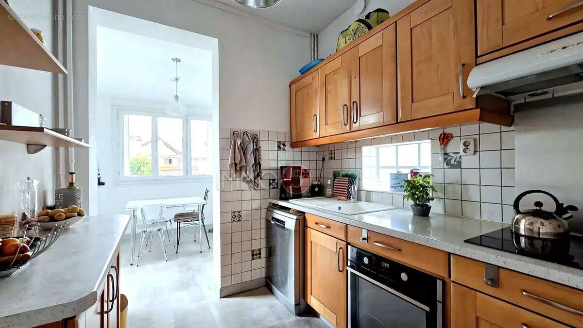 Maison 160 m² à Le Raincy  - photo 13