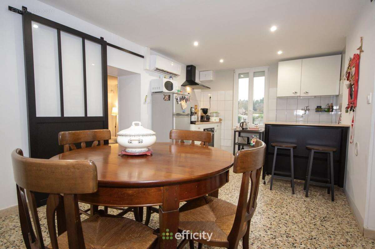 Maison à CERCY-LA-TOUR