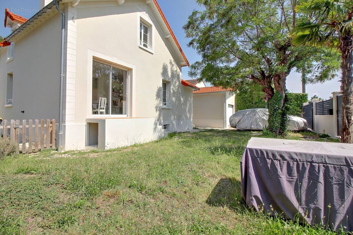 Maison à CARRIERES-SOUS-POISSY