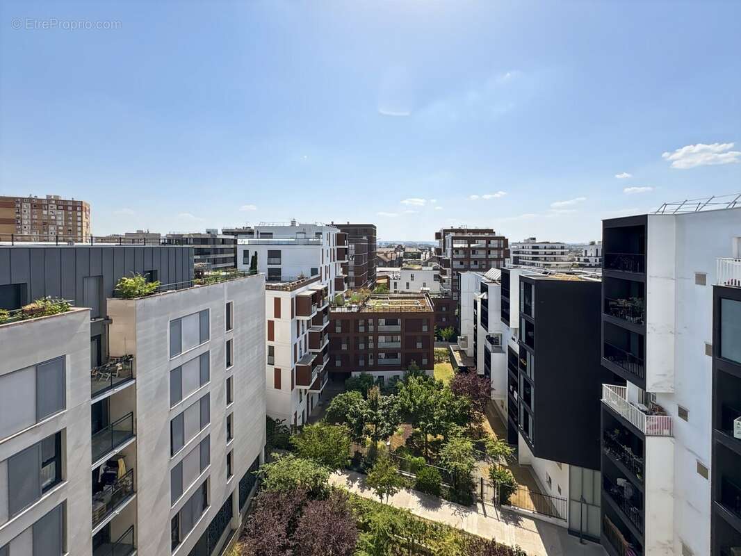 Appartement à COLOMBES