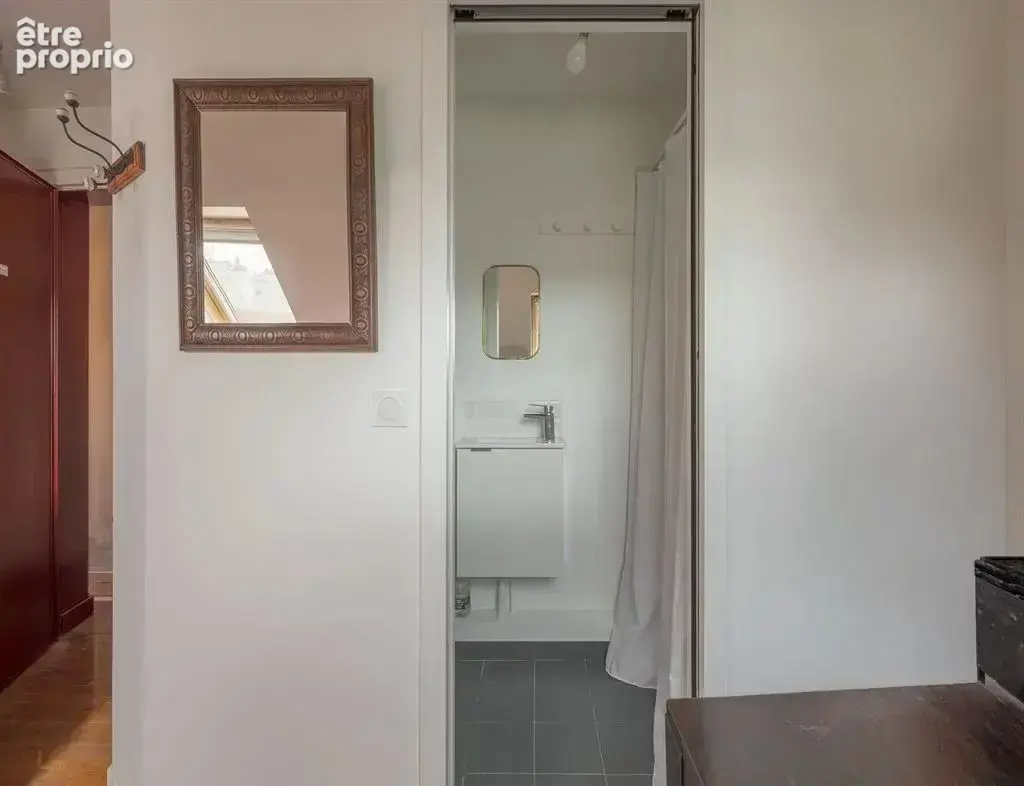 Paris 05 - Jardin du Luxembourg - Appartement 5p - Chambre de se - photo 12