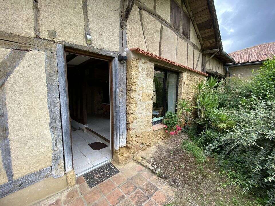 Maison à ESTANG