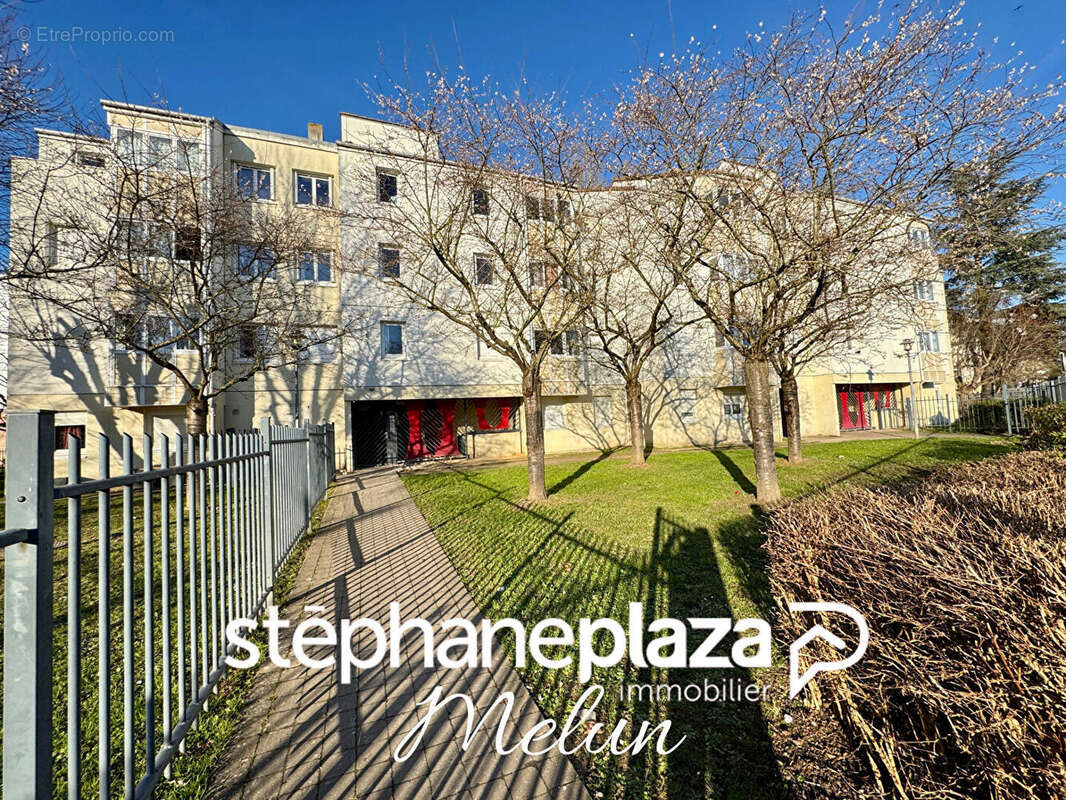Appartement à MELUN