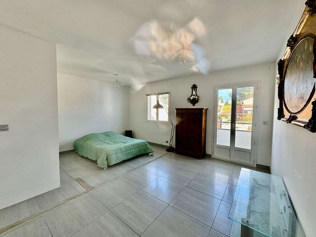 Appartement à SAUSSET-LES-PINS