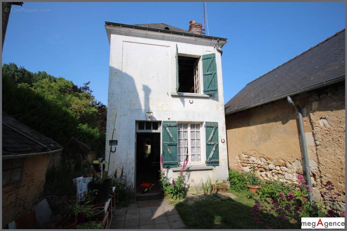 Maison à LA CHAPELLE-AUX-CHOUX
