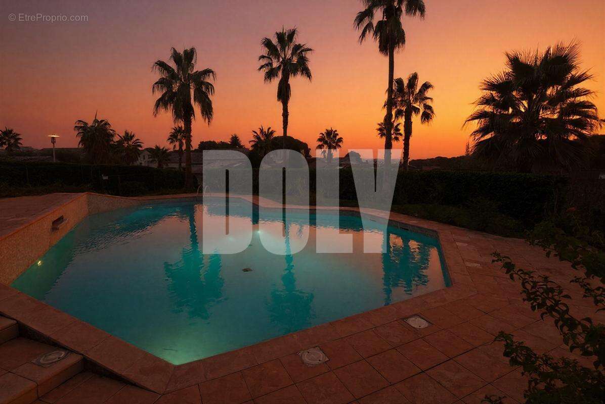 Maison à VILLENEUVE-LOUBET