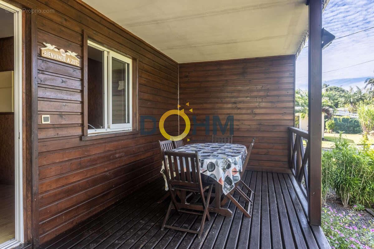 ENSEMBLE IMMOBILIER 2 chalets F3 et 2 studios sur 1850m2 de terrain avec piscine - photo 4